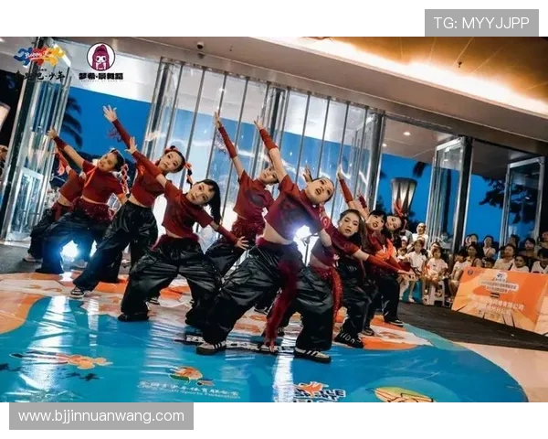 南京街舞队与杭州街舞队赛后复盘分析团队配合与战术执行的精彩对决