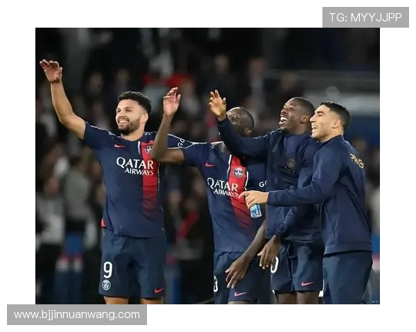 巴黎圣日耳曼新赛季战略分析与未来发展展望